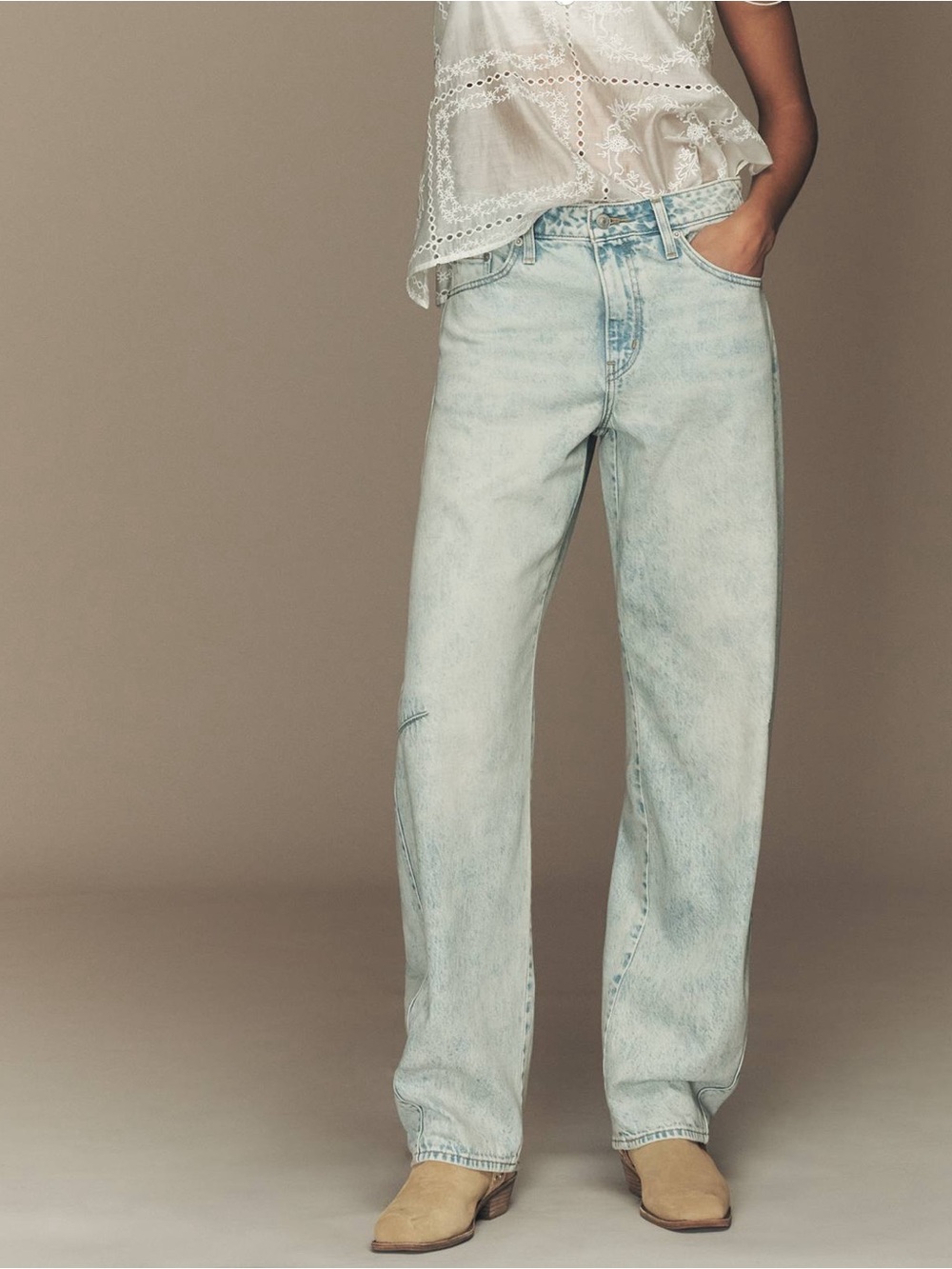 Levi’s Baggy Dad Barrel Jean